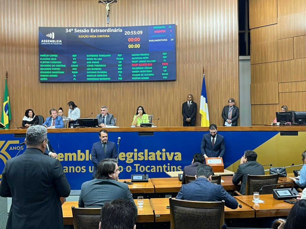 Deputado Amélio Cayres segue na presidência da Assembleia Legislativa durante o biênio 2025/2026