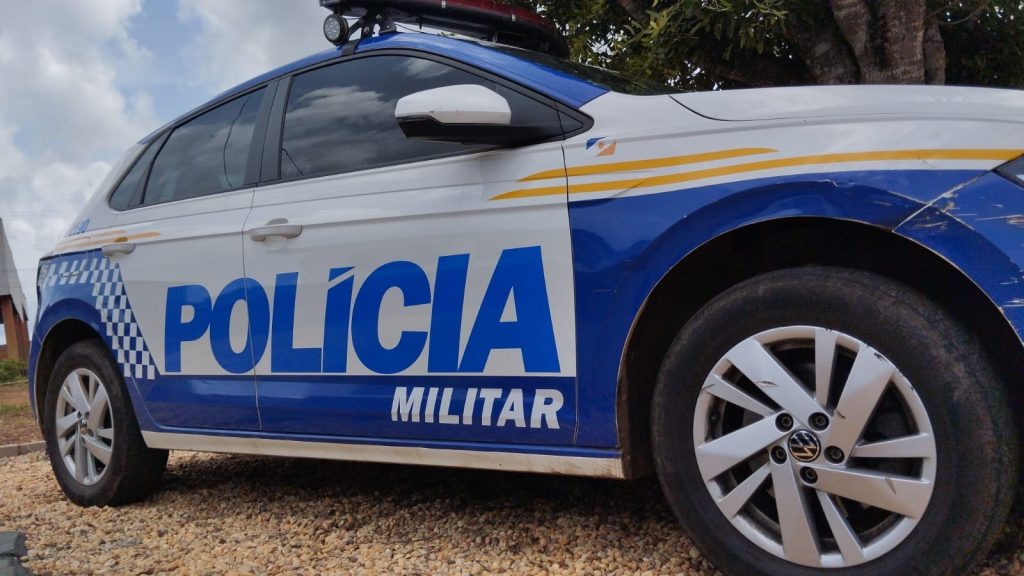 Homem é preso após ameaçar ex-mulher e colocar fogo na casa dela, diz PM