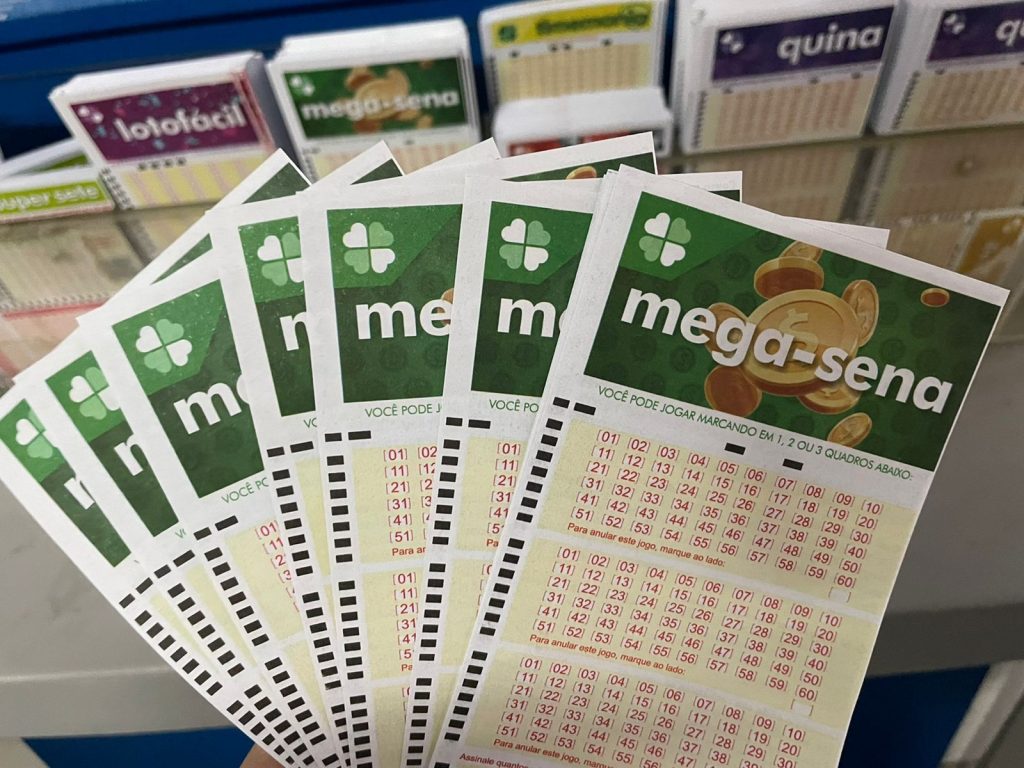 Apostador ganha mais de R$ 26 mil ao acertar cinco números da Mega-Sena