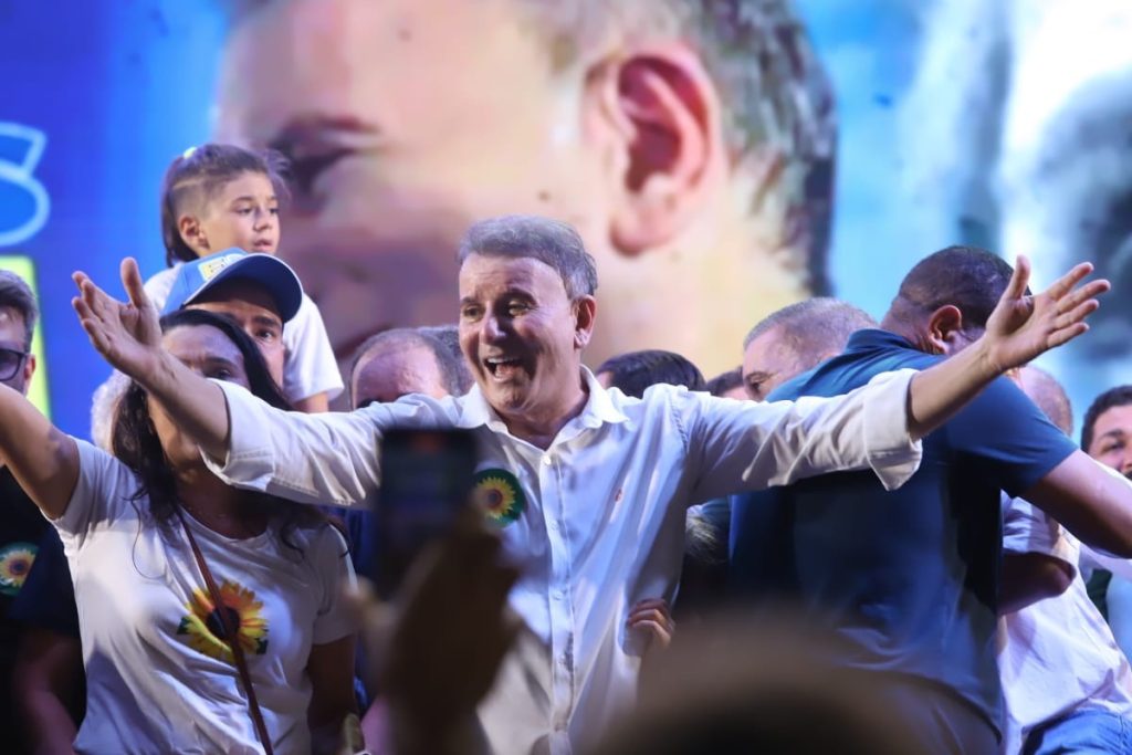 Da prisão ao retorno: veja como foi o período de afastamento de Eduardo Siqueira Campos da Prefeitura de Palmas