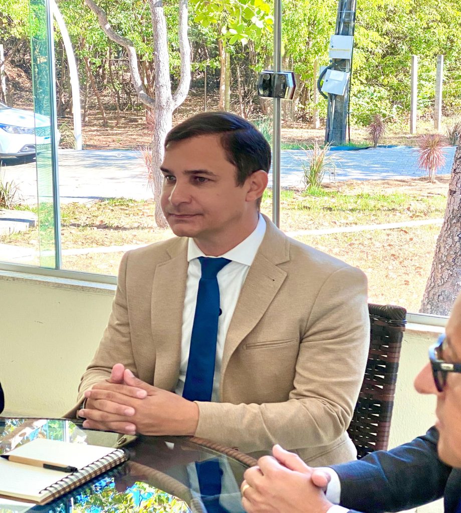 Prefeito em exercício faz mudanças no primeiro escalão de Palmas após prisão de Eduardo Siqueira