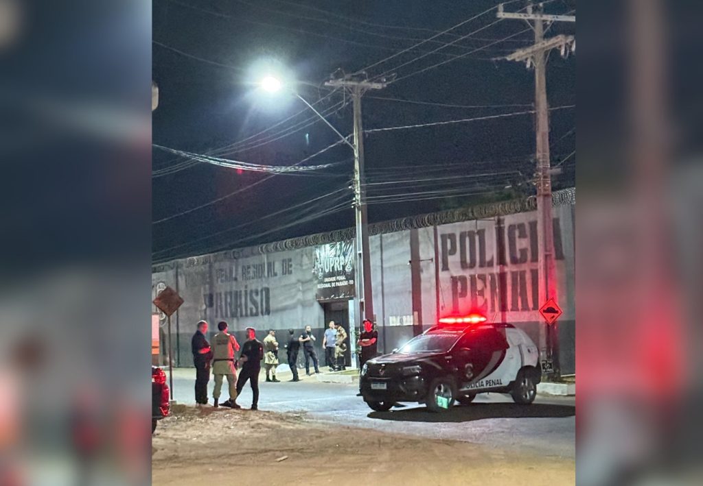 Após ataque com mortos, detentos do regime semiaberto reclamam da demora na entrada em presídio no Tocantins