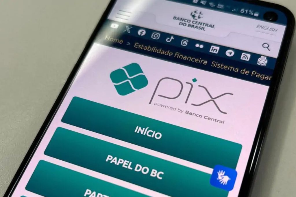 Crescimento do PIX e falhas de segurança: por que ataques a bancos têm se repetido?