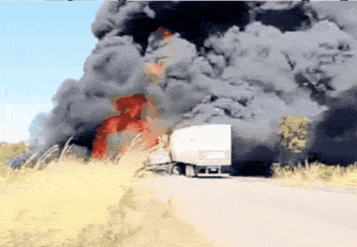 Acidente entre caminhões na BR-153 deixa vítima carbonizada em Crixás do Tocantins