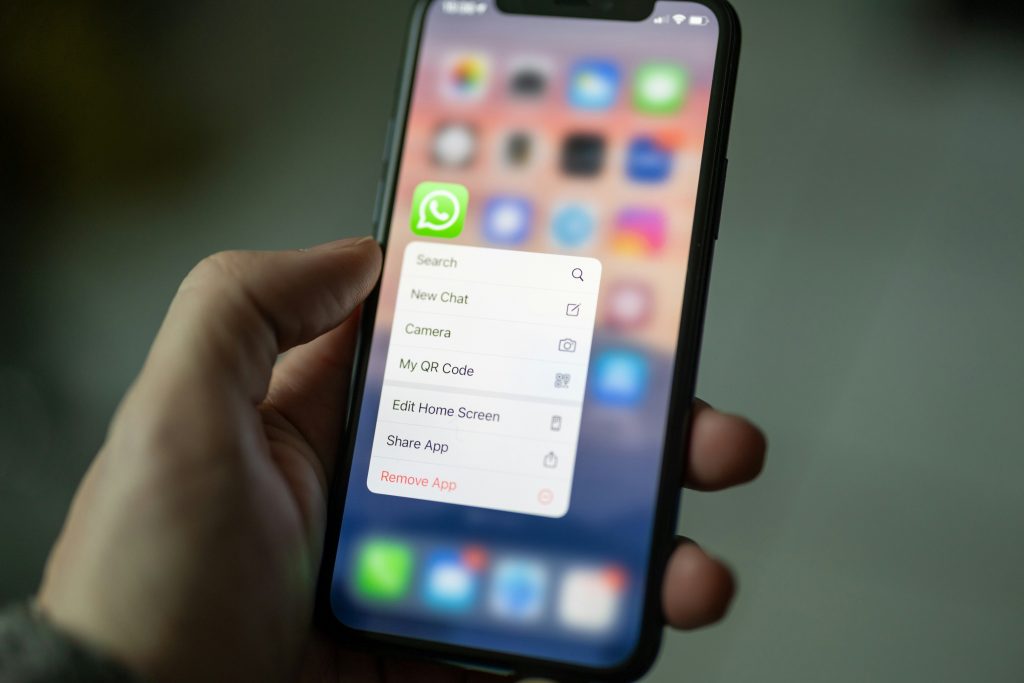 Bloqueios em massa do WhatsApp causam prejuízo para usuários: ‘Sem chão’