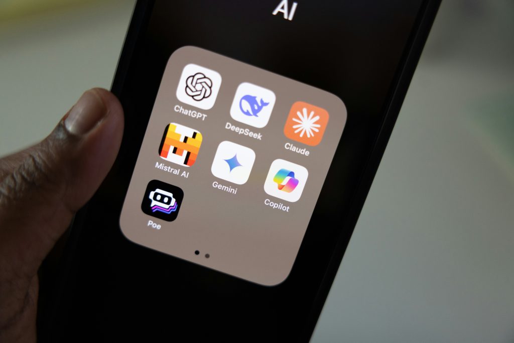 De chatbots de IA que ‘alucinam’ ao temor pela humanidade: como chegamos a esse ponto?